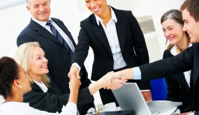 Customer Service Expert: 10 Ways to Build Better Business Relationships