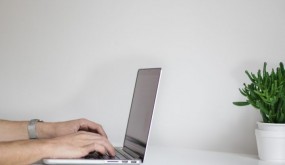 Online Safety Guide – How to Avoid Phishing and Scams